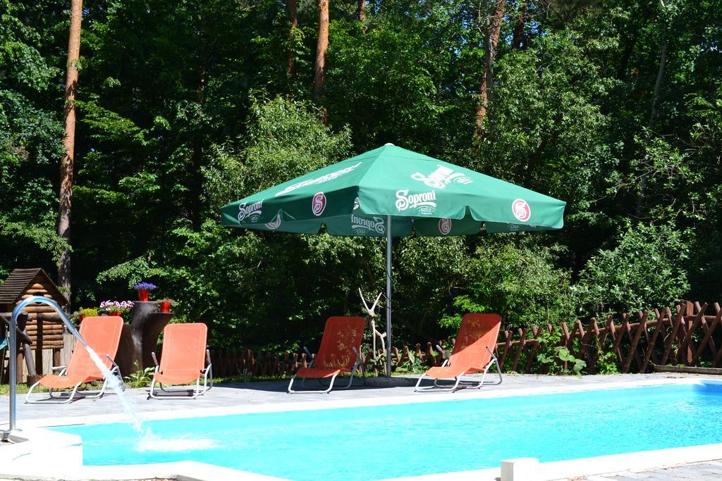 Ezuestfenyo Hotel Telkibánya Extérieur photo