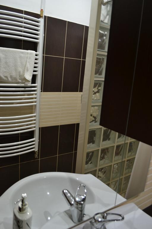 Ezuestfenyo Hotel Telkibánya Extérieur photo