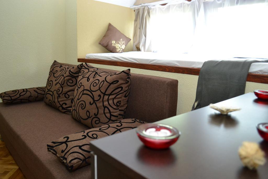 Ezuestfenyo Hotel Telkibánya Extérieur photo